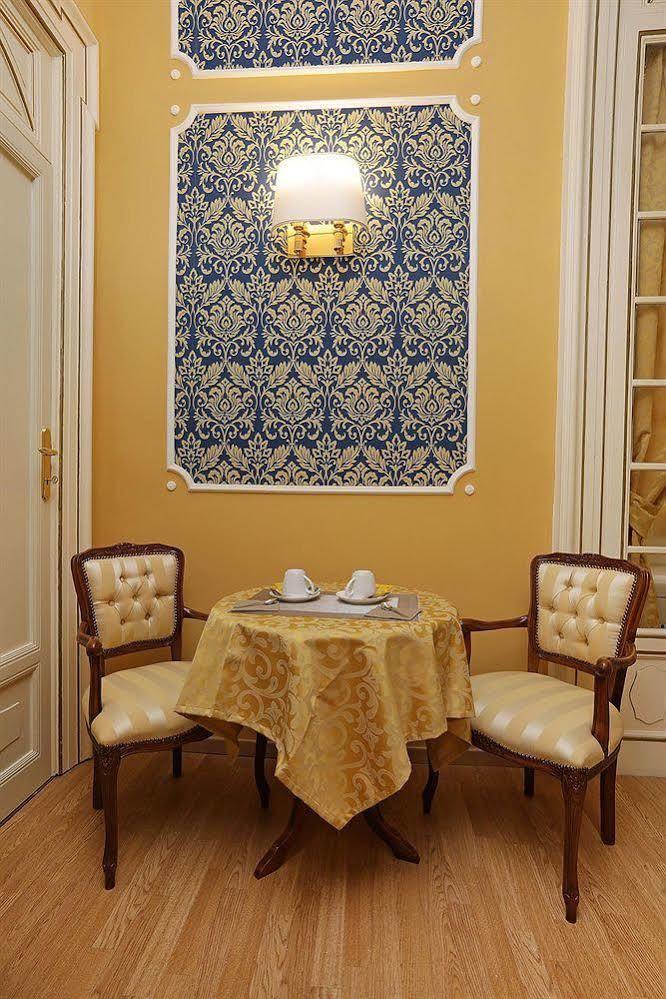 Dg Prestige Pensión Roma